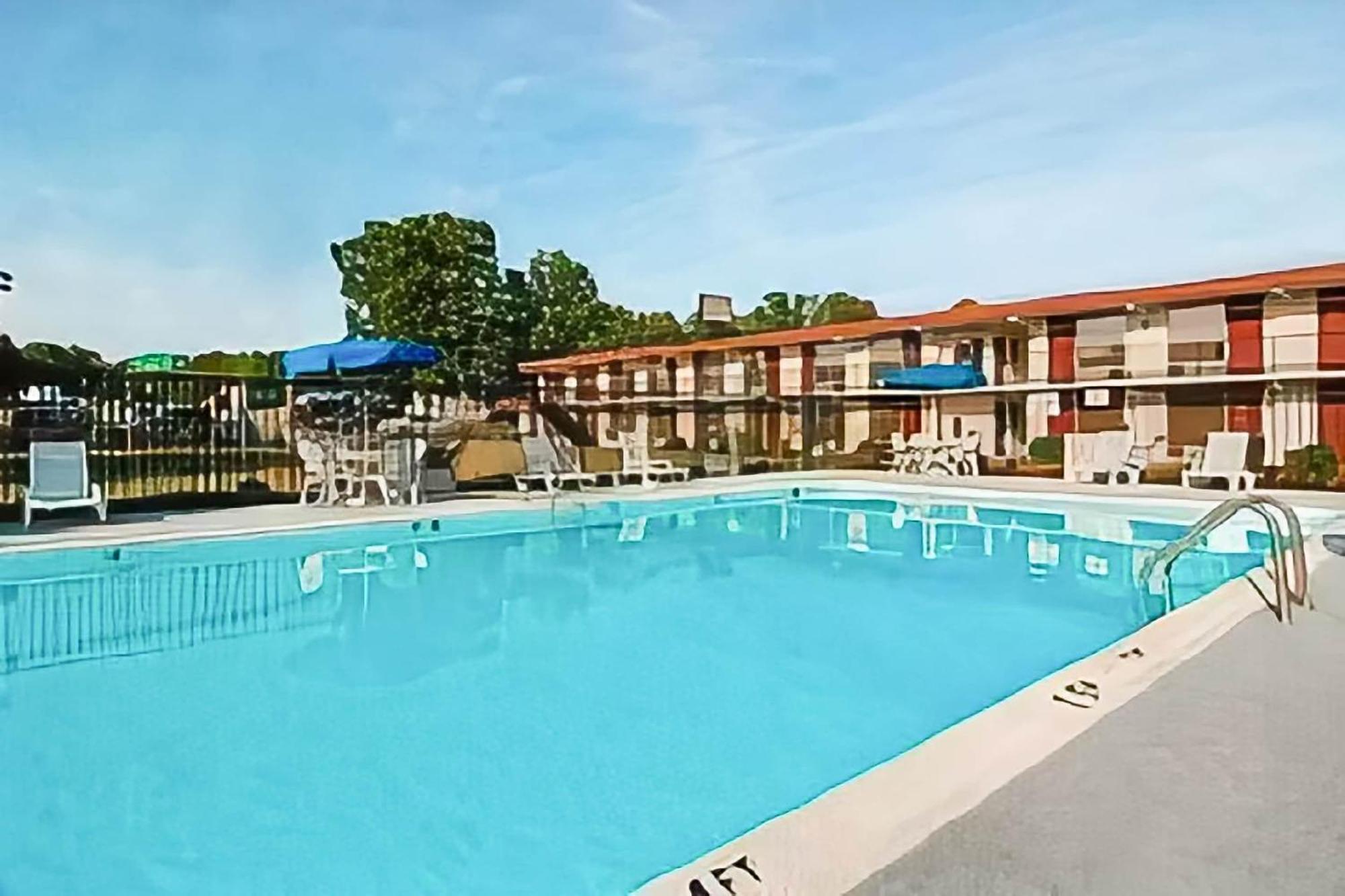 Hotel Oyo Kings Dominion 2*